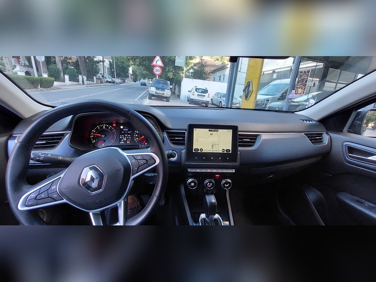 Renault Arkana 1.3 TCE 140CV foto 8